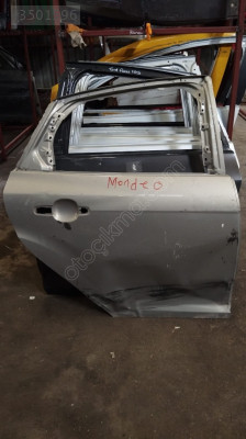 Ford mondeo sol arka kapı 2010