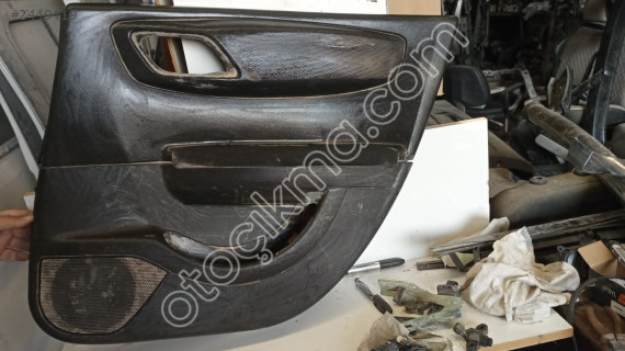 CİTROEN C4 SAĞ ÖN KAPI DÖŞEMESİ..9642677877