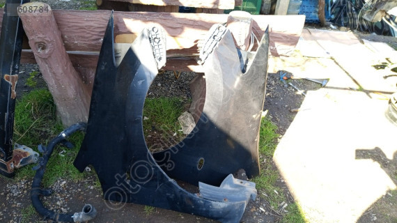 Toyota auris 2007-2012 ön camurluk