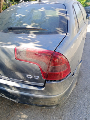 Citroen c5 sağ arka bagaj stobu