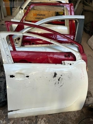 CİTROEN C3 2015 SAĞ ÖN KAPI