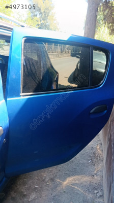 Dacia Sandero sol arka kapı