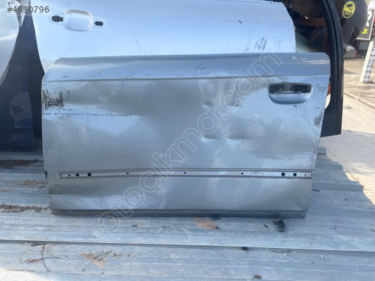 Audi A4 sol ön kapı
