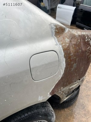 TOYOTA COROLLA TERRA DEPO KAPAĞI