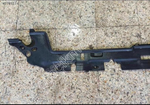 Corolla ön panel plastiği