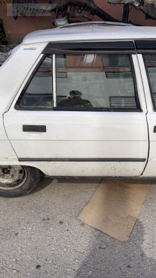 RENAULT 9 BROADWAY SAĞ ARKA KAPI
