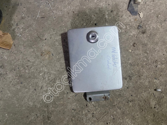 Mıtsubishi galant depo kapağı