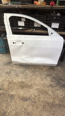 Ford Focus sağ ön kapı