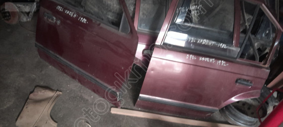Opel Kadett Hatchback arka kapı camı
