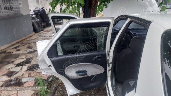 FORD ESCORT SOL ARKA KAPI DÖŞEMESİ 95-00 MODEL