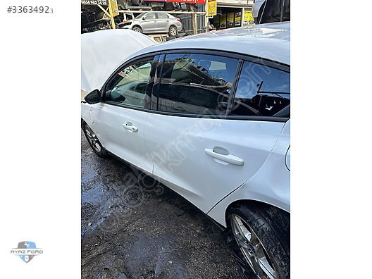 Ford Focus 4 Çıkma Sol Arka Kapı Hatasız Beyaz