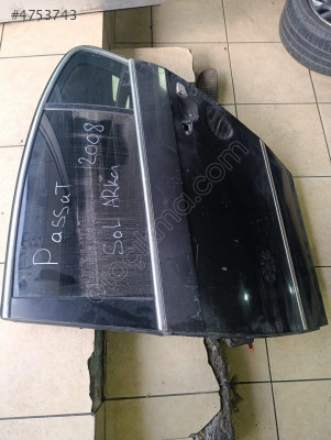 VOLKSWAGEN PASSAT SOL ARKA KAPI