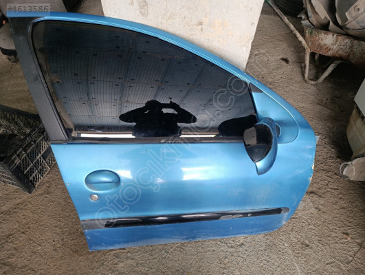 Peugeot 206 sag on kapı