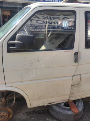 Transporter t4  sol ön kapı