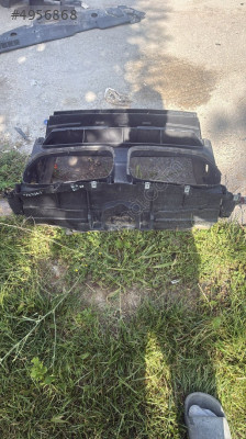 BMW X3 ÖN PANEL