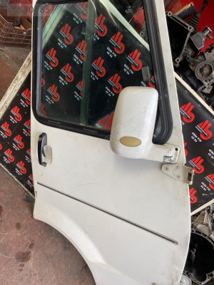 Premier karsan J9 Peugeot sağ ön kapı