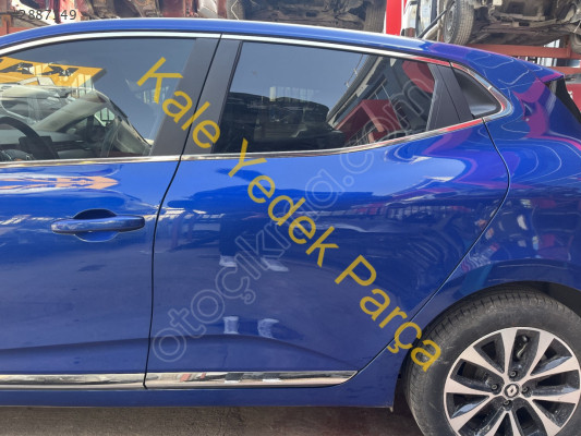 Renault Clio 5 Sol Arka Kapı (Demir Mavi) 821011079R