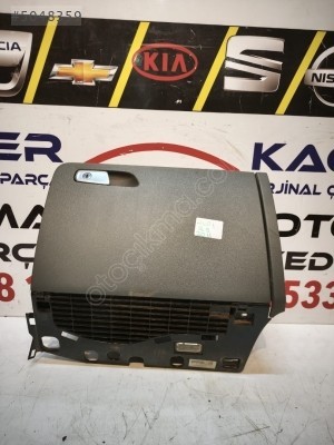 AUDİ Q5 TORPİDO KAPAGI