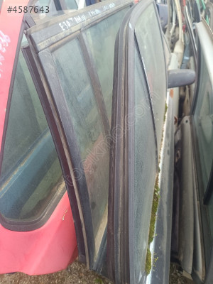 Bmw E30 sağ arka kapı