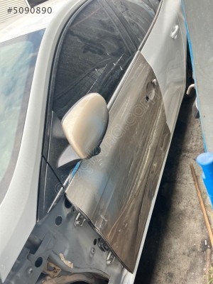 RENAULT MEGNAE 4 SOL ÖN KAPI CITIR HASARLI