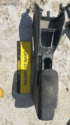FİAT EGEA ORTA KONSOL ÇEVİK OTO ÇIKMA