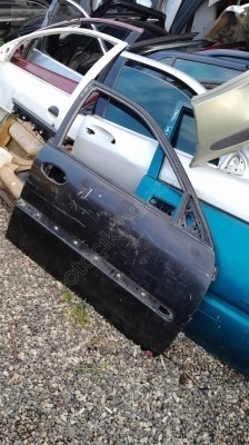 Renault Laguna 1 sag ön kapı
