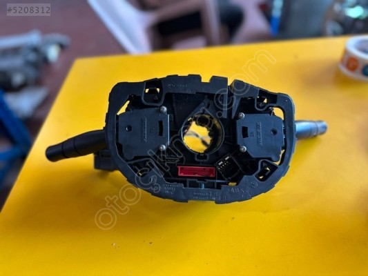 RENAULT MEGANE 2 SİNYAL KOLU