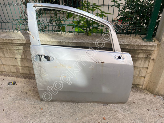 LİNEA SAĞ ÖN KAPI ORİJİNAL ÇIKMA