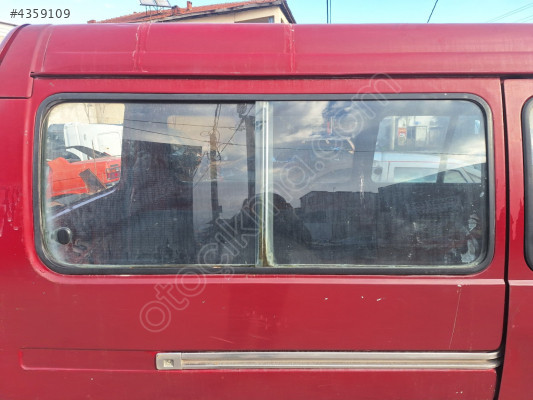 Mitsubishi L300 sağ arka cam