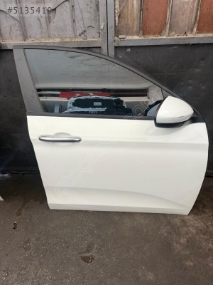FIAT EGEA ÇIKMA SAĞ ÖN KAPI