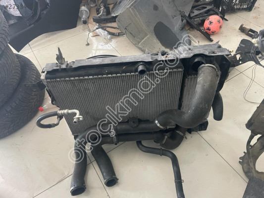 Peugeot 407 orjınal radyatör seti