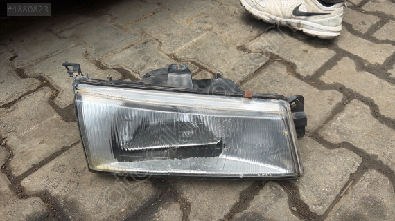 Hyundai Excel sağ ön far