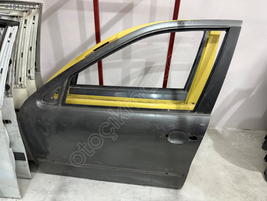 SEAT LEON TOLEDO ÇIKMA ORİJİNAL SOL ÖN KAPI BD2