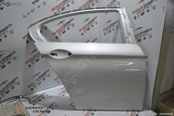 BMW 5 SERİSİ F10 520 SEDEFLİ SAĞ ARKA KAPI