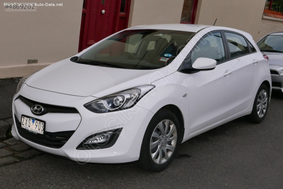 HYUNDAI i30 12-16 ÖN CAM