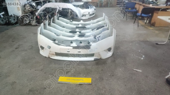 2013-2017 TOYOTA COROLLA ÖN TAMPON