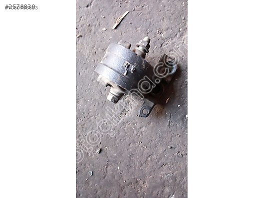 mazda 323 motor takozu