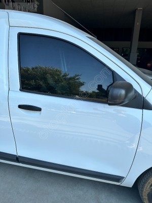 DACİA DOKKER SAĞ ÖN KAPI 801009178R