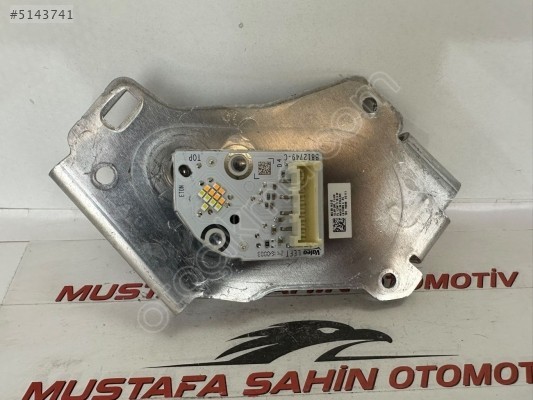 Skoda SuperB  Sol Ön Led Beyni b812749-c