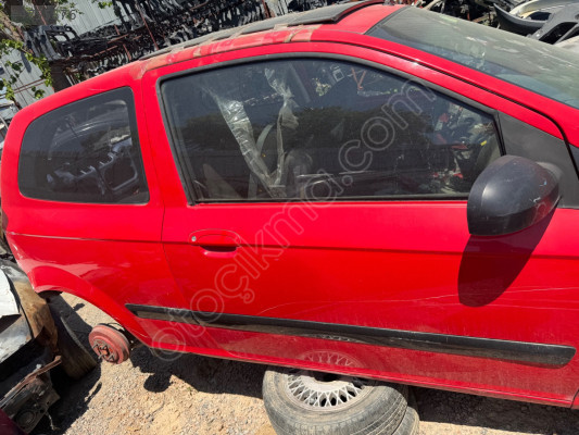 Hyundai Getz sağ kapı tek kapı