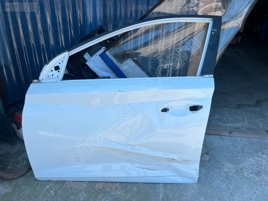 HYUNDAİ İ20 SOL ÖN KAPI ORİJİNAL ÇIKMA