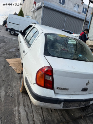 RENAULT CLIO 2 SOL ARKA ÇAMURLUK