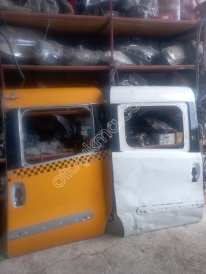 Fiat Doblo 3.Sürgülü kapı.52112416