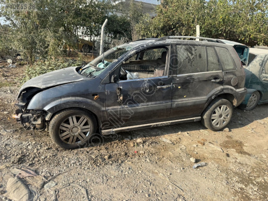 Ford fusion sol ön kapı