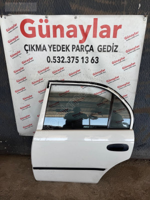 TOYOTA COROLLA SOL ARKA KAPI