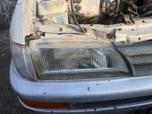 TOYOTA COROLLA SAĞ ÖN FAR