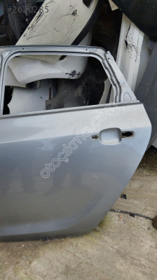 Opel Astra j arka sol kapı