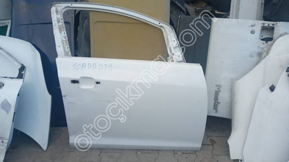 Opel astra sağ ön kapı orijinal beyaz