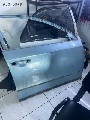 Volkswagen Passat b6 sağ ön kapi