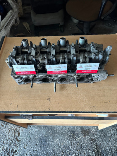 Honda Civic vtec silindir kapağı